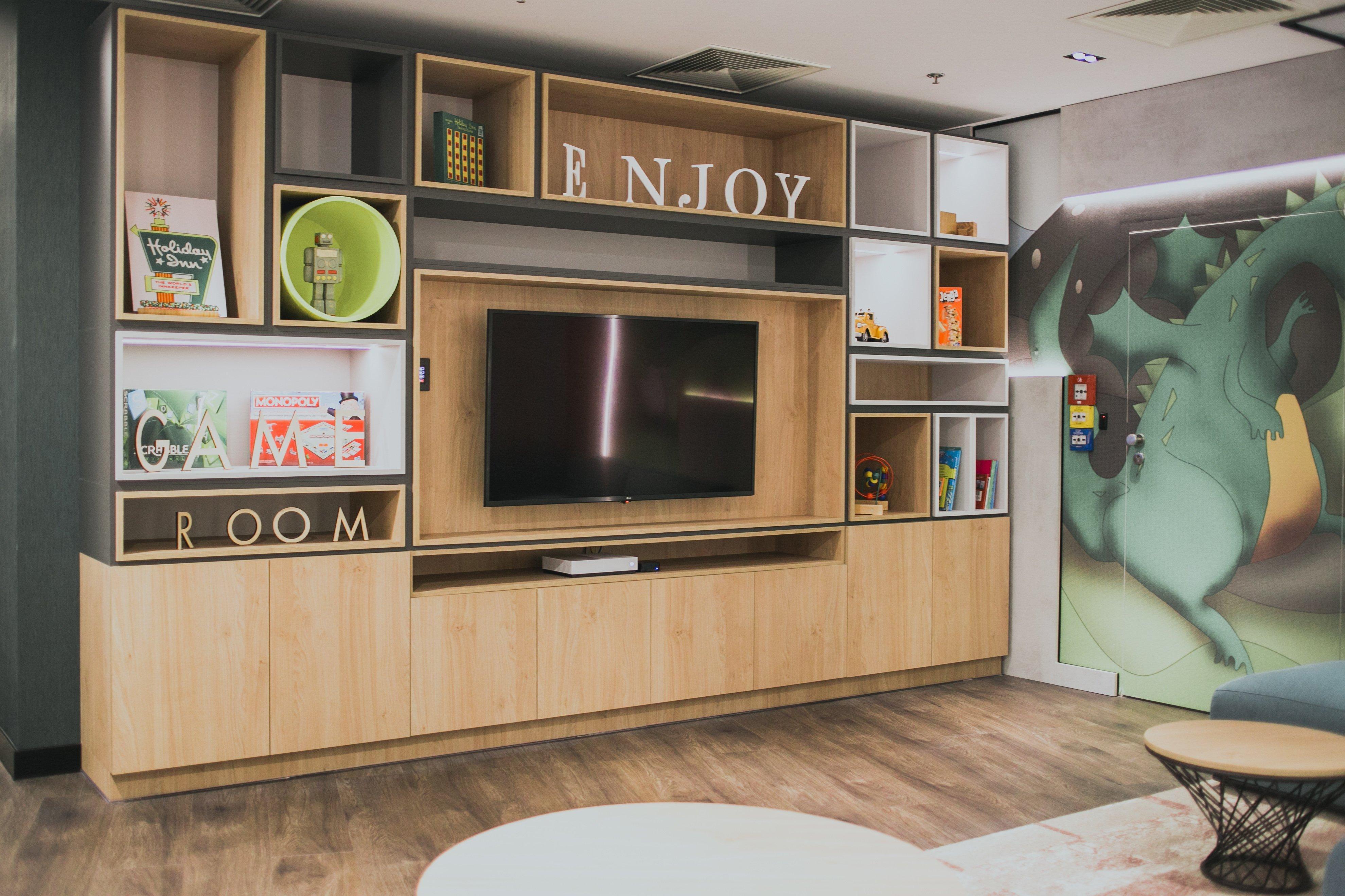 Holiday Inn Krakow City Centre By Ihg Exterior photo A typical room at the airport
