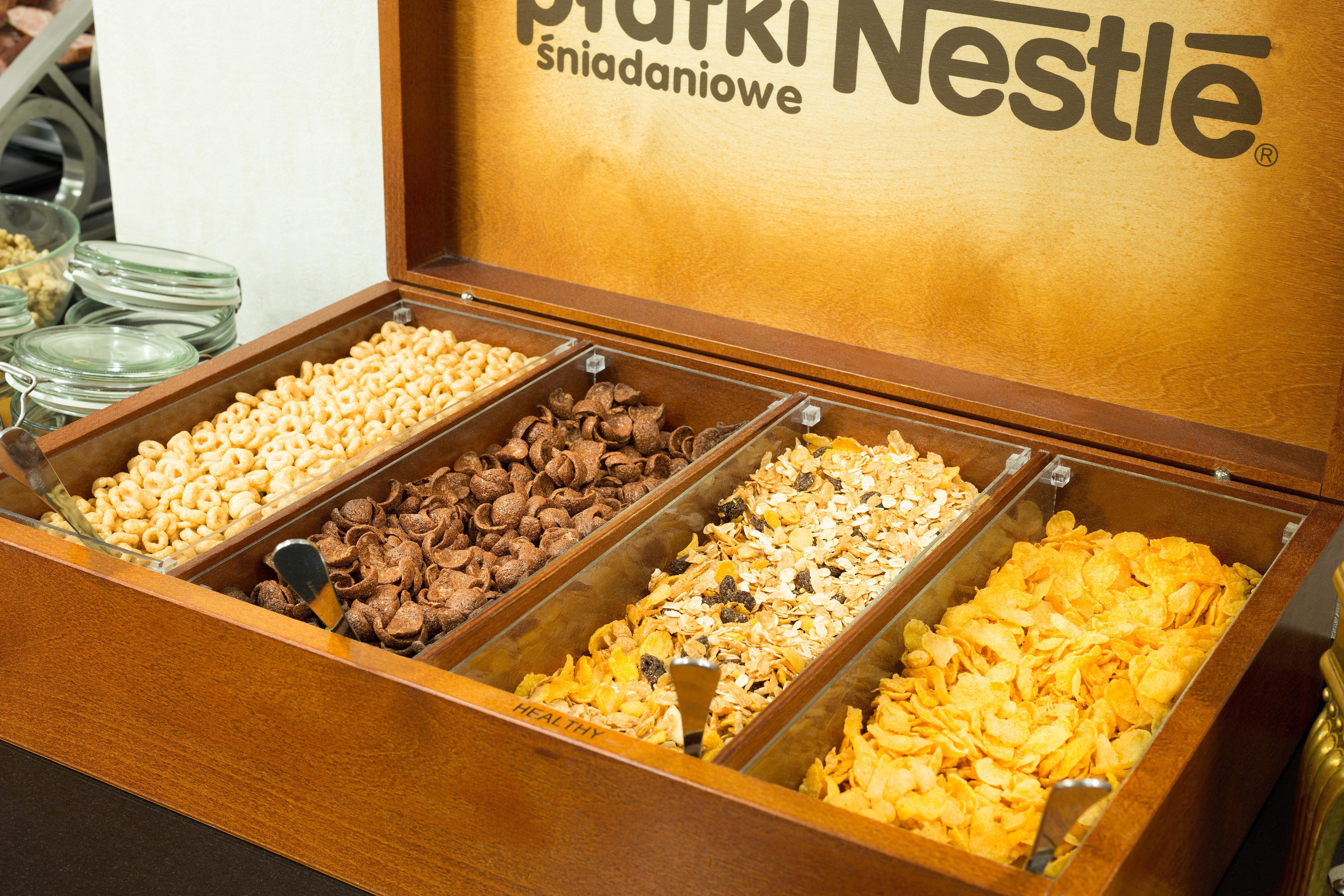 Holiday Inn Krakow City Centre By Ihg Exterior photo A selection of Nestlé's various cereal brands