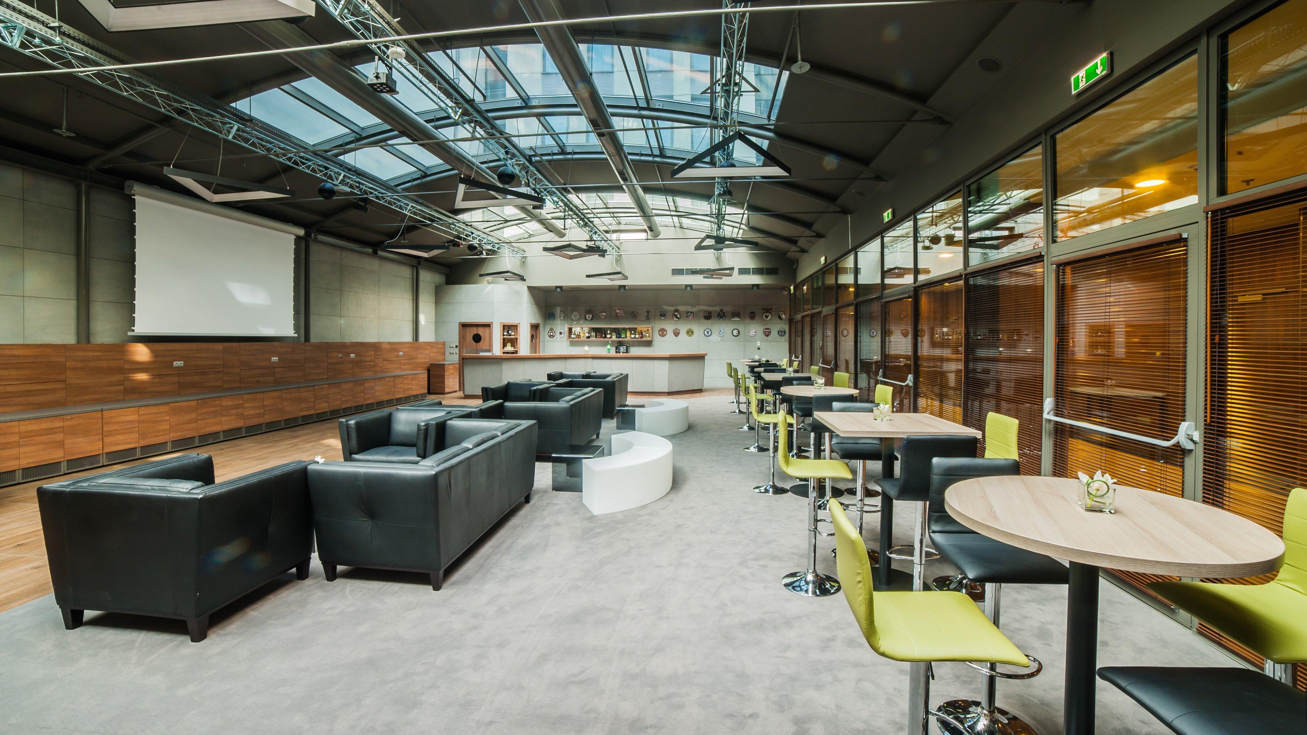 Holiday Inn Krakow City Centre By Ihg Exterior photo The Sky Bar