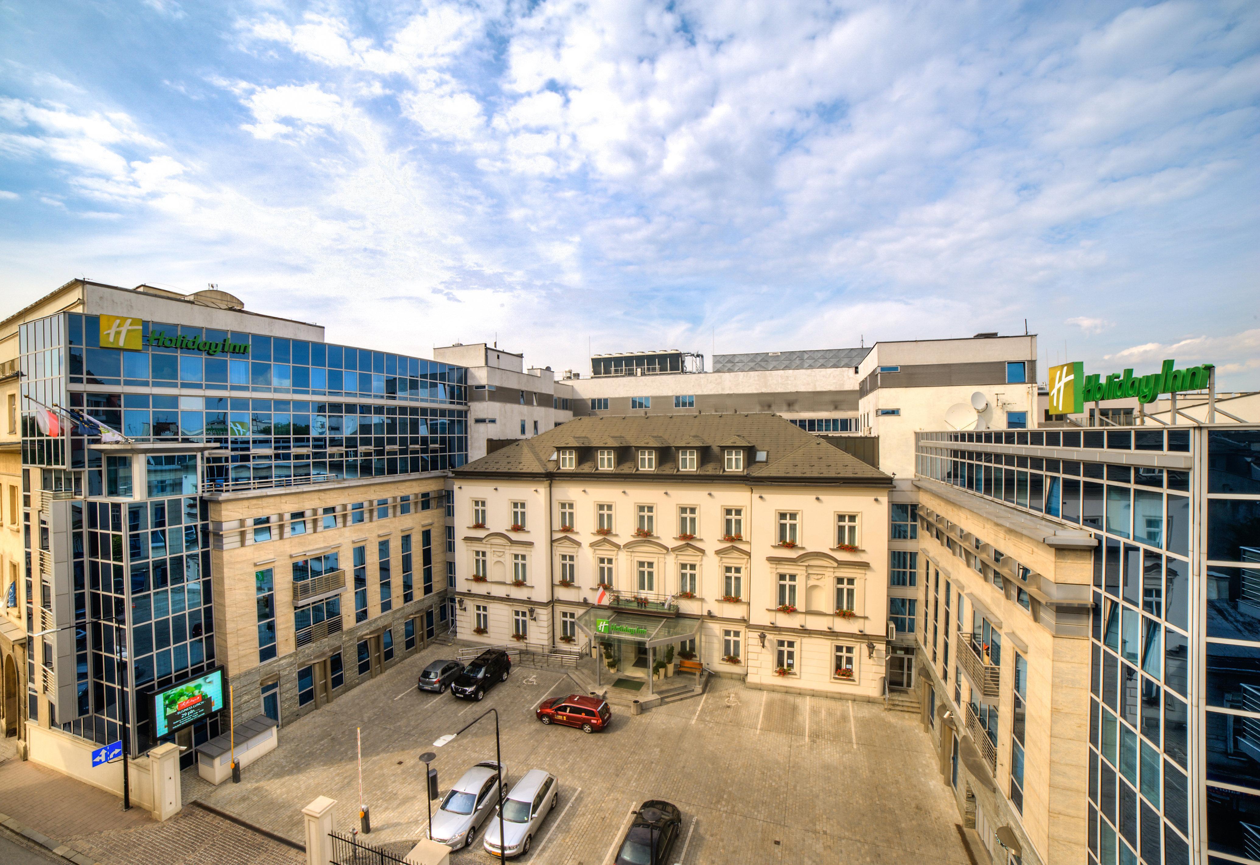 Holiday Inn Krakow City Centre By Ihg Exterior photo The headquarters of the company in Warsaw